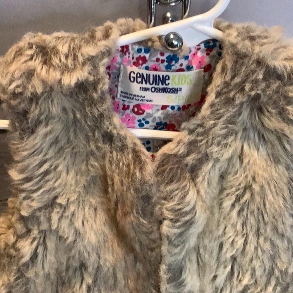 OshKosh Genuine Kids Faux Fur Brown Cream Vest Size 2T - Picture 3 of 9
